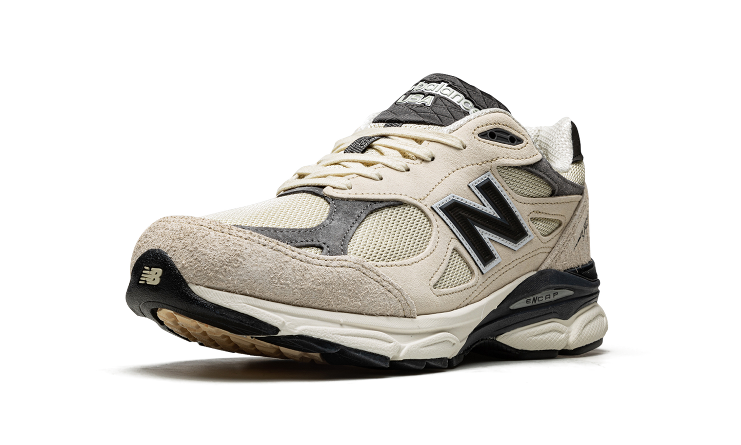 990 V3 "Teddy Santis - Moonbeam" M990AD3