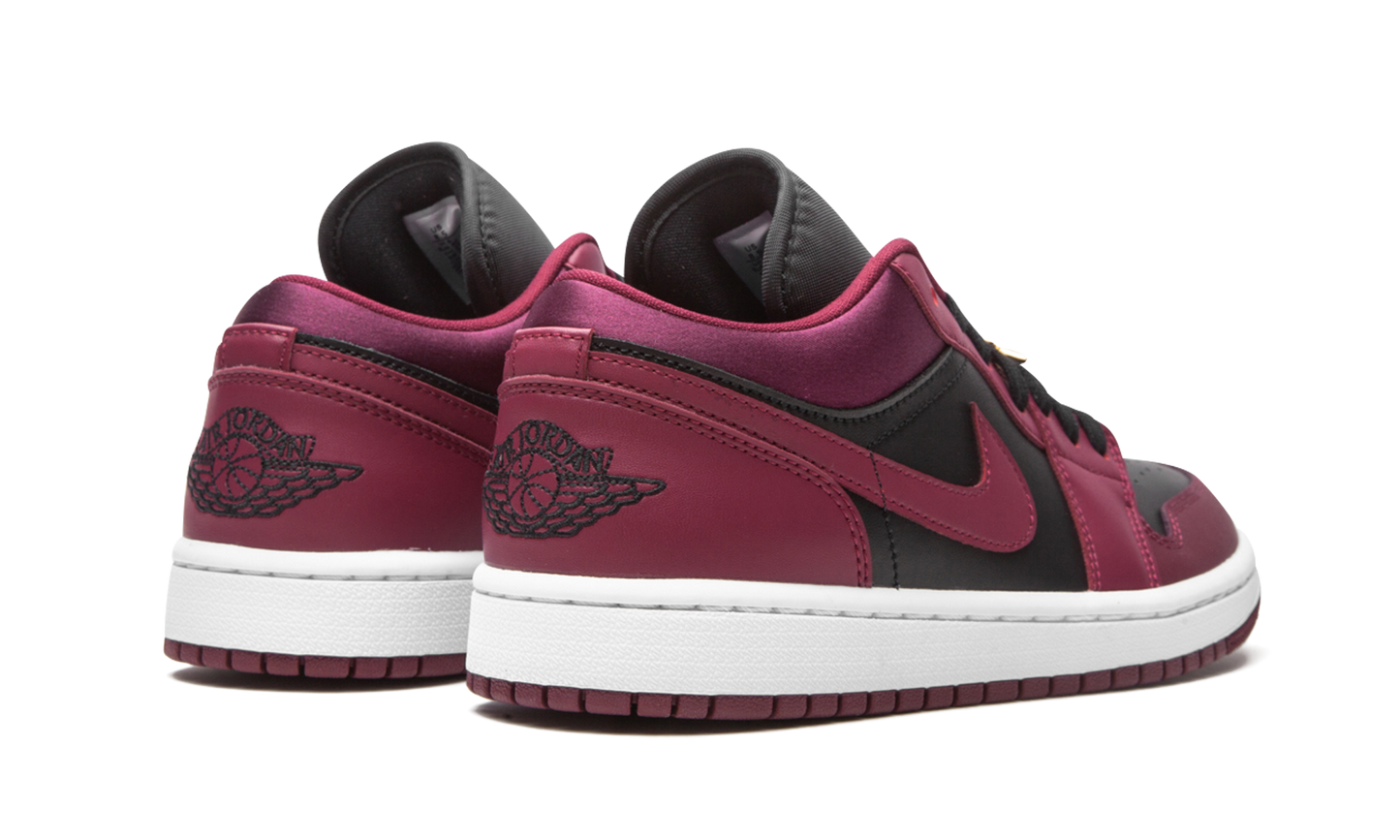 AIR JORDAN 1 LO SE WMNS "Beetroot" DB6491 600