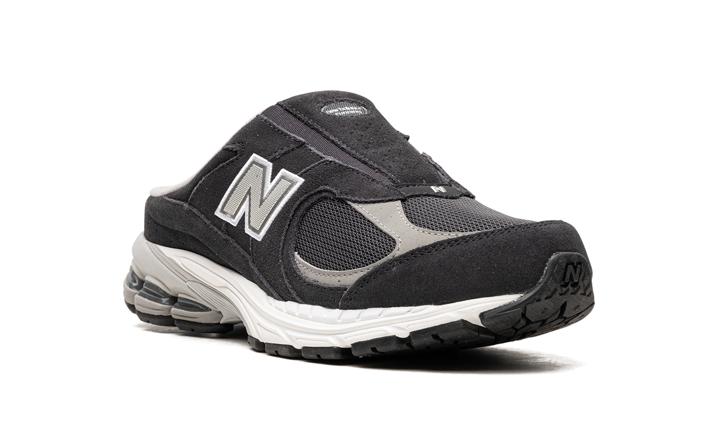 2002R Mule "Phantom" M2002RMC