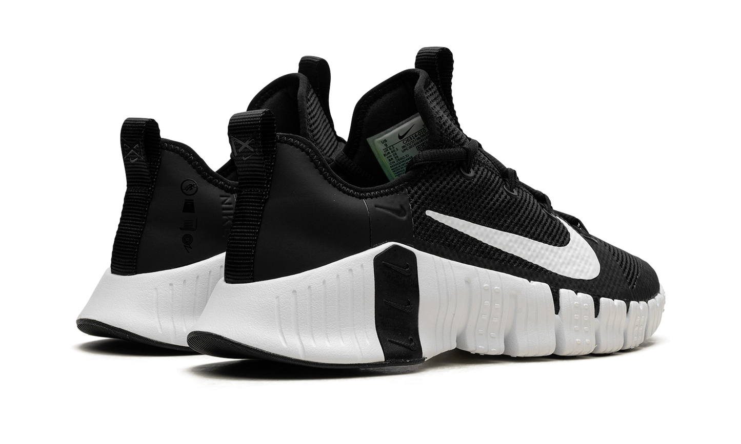 FREE METCON 3 WMNS "Black / White" CJ6314 010