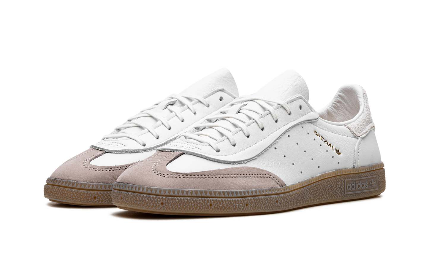 Handball Spezial "Invincible - Crystal White Grey" JQ2376