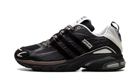 Adistar Cushion "Song For The Mute - 'Core Black Dark Brown'" JH9007