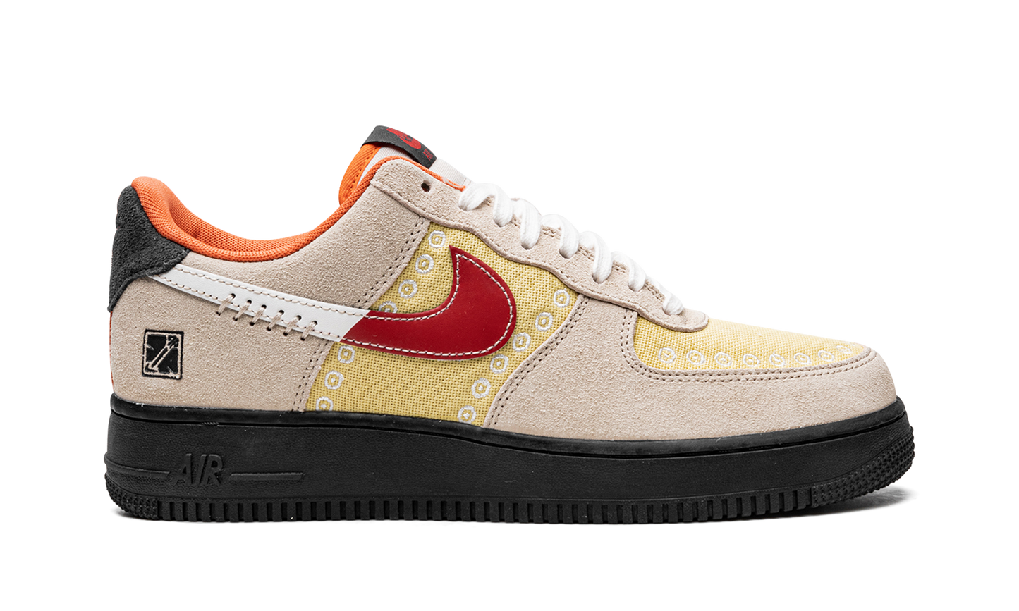 Air Force 1 Low "Somos Familia" DZ5355 126