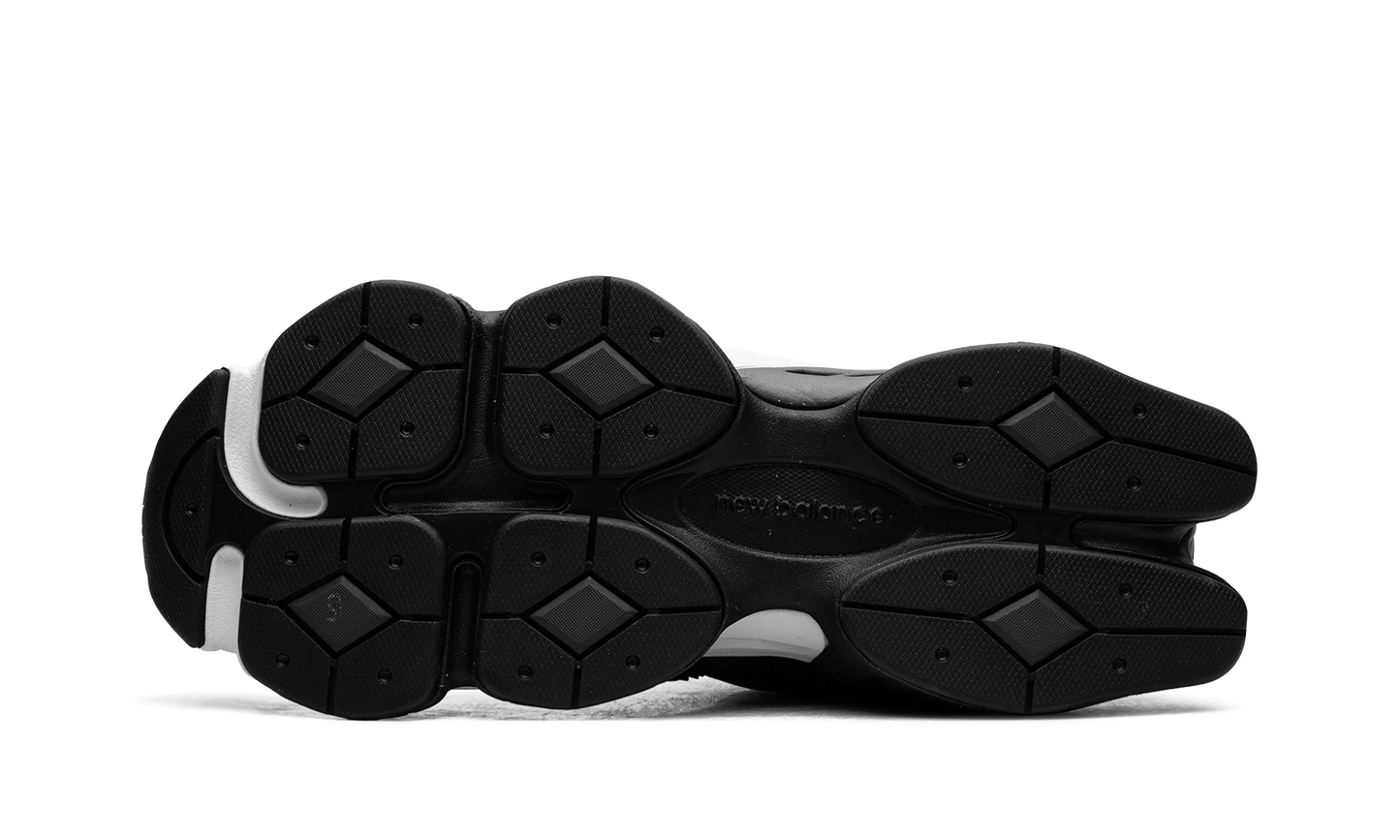 9060 "Shoe Palace - Black/Silver" U9060PNR