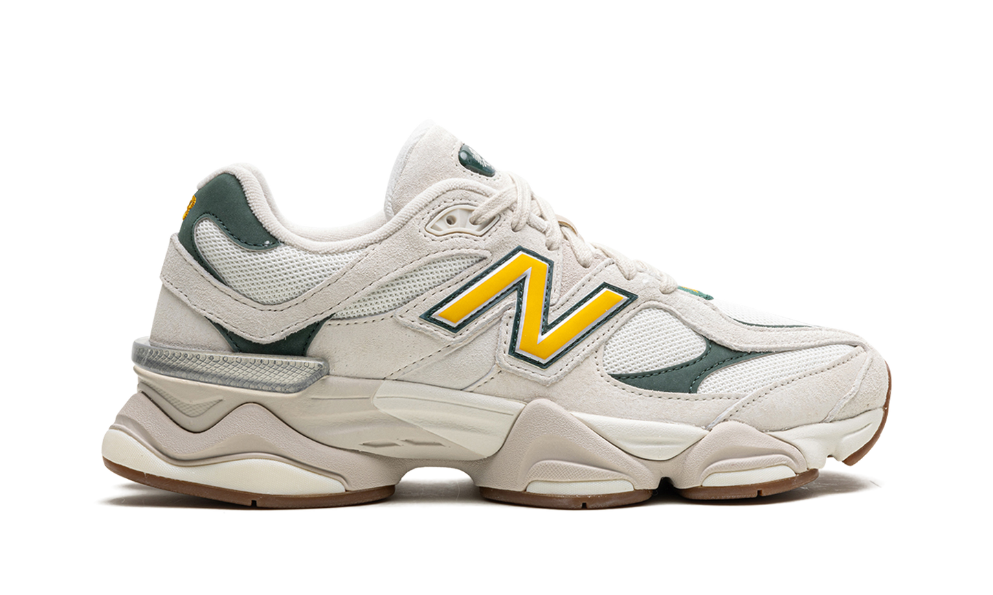 9060 "White Green" U9060AGG