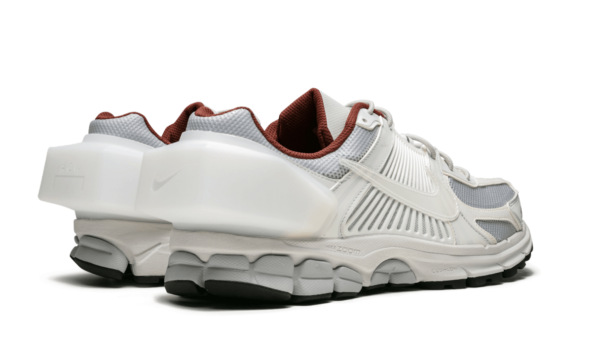 Zoom Vomero 5 / ACW "A Cold Wall" AT3152 100