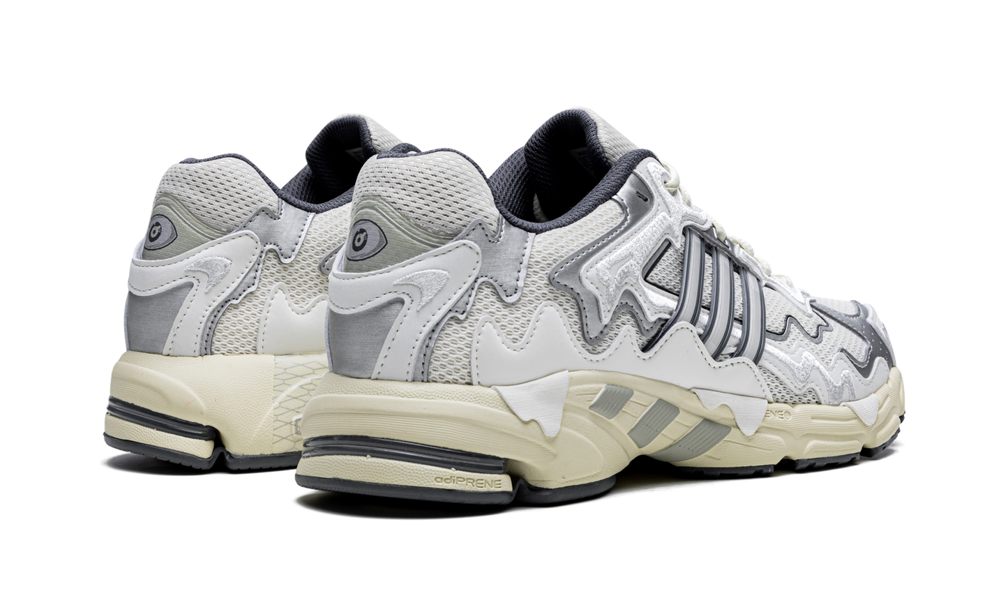 Response CL "Bad Bunny - White" GY0102