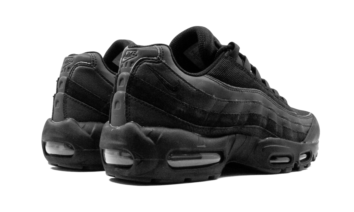 Air Max 95 Essential "Triple Black" CI3705 001