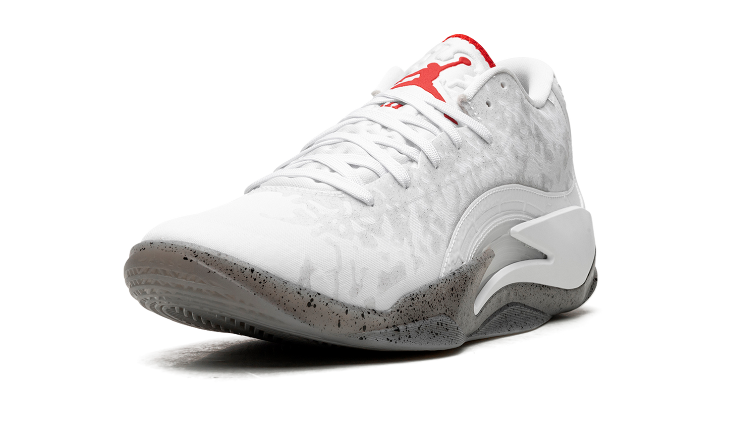 Air Jordan Zion 3 "White/University Red" DR0675 106