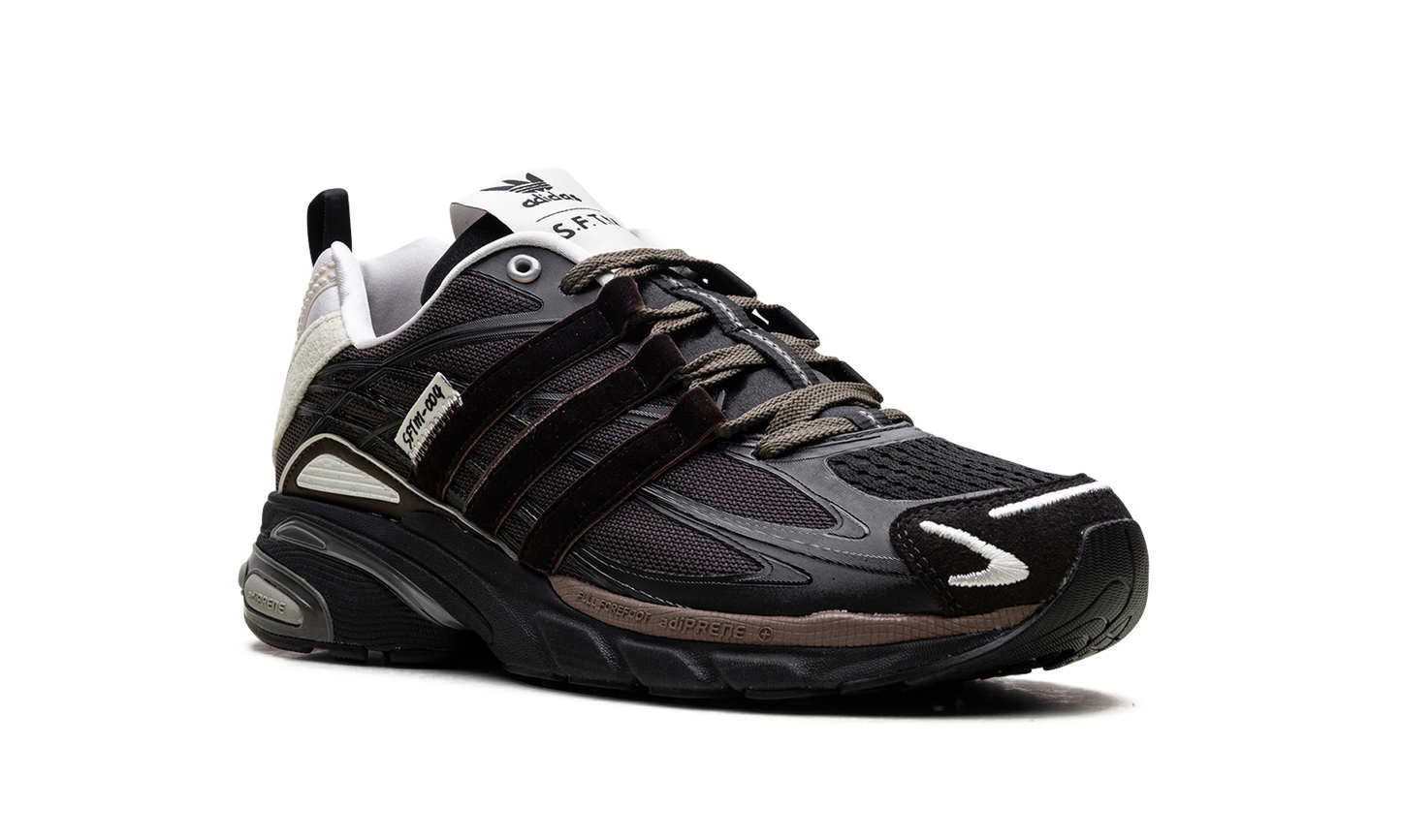 Adistar Cushion "Song For The Mute - 'Core Black Dark Brown'" JH9007