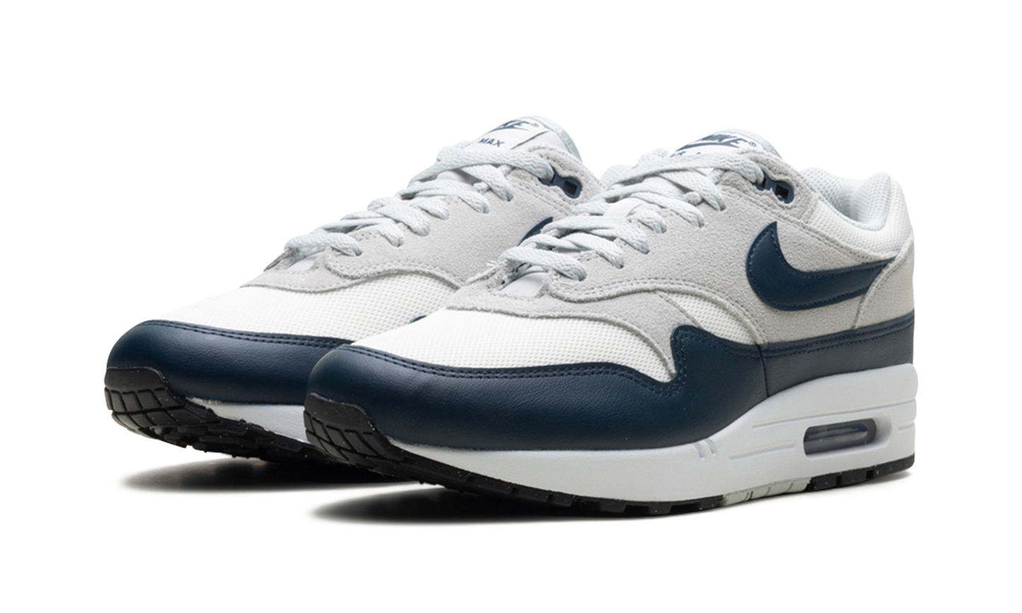AIR MAX 1 ESSENTIAL "Summit White/Armory Navy-Light Silver" FZ5808 103