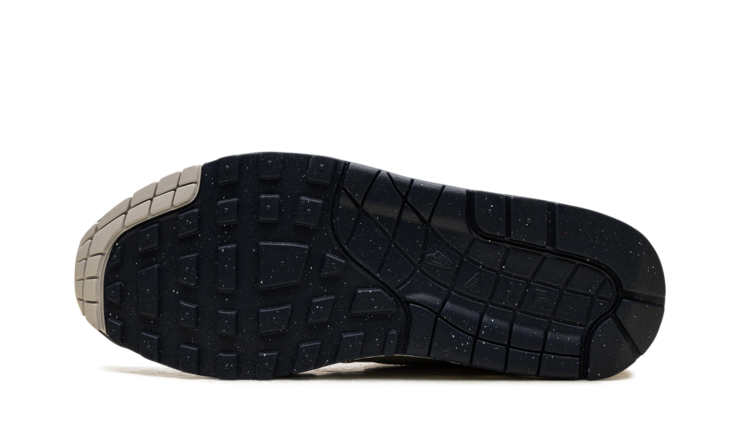 Air Max 1 "White" HM9604 400