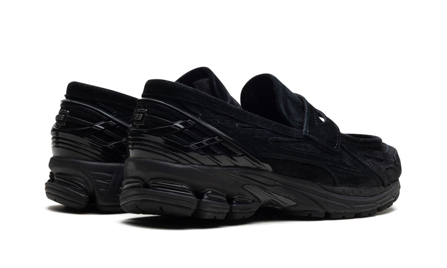 1906L "Black Suede" U1906LNT