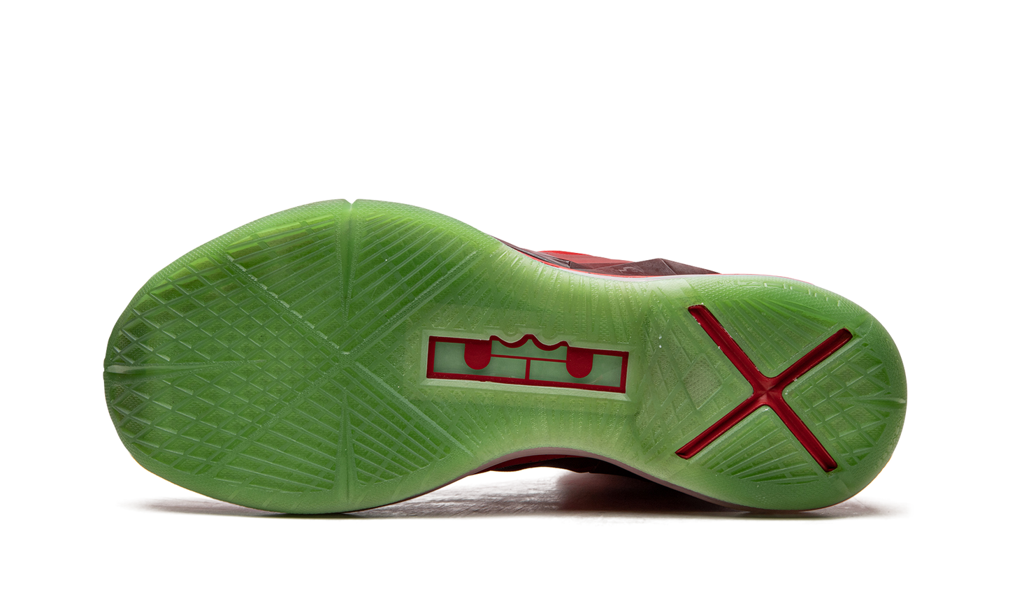 Lebron 10 "Christmas"