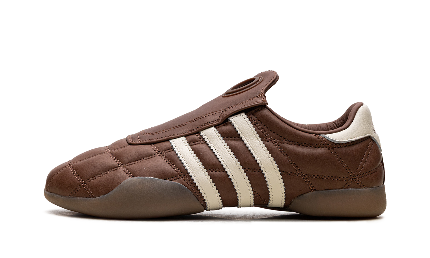 Taekwondo Mei WMNS "Preloved Brown Cream White" JR6017