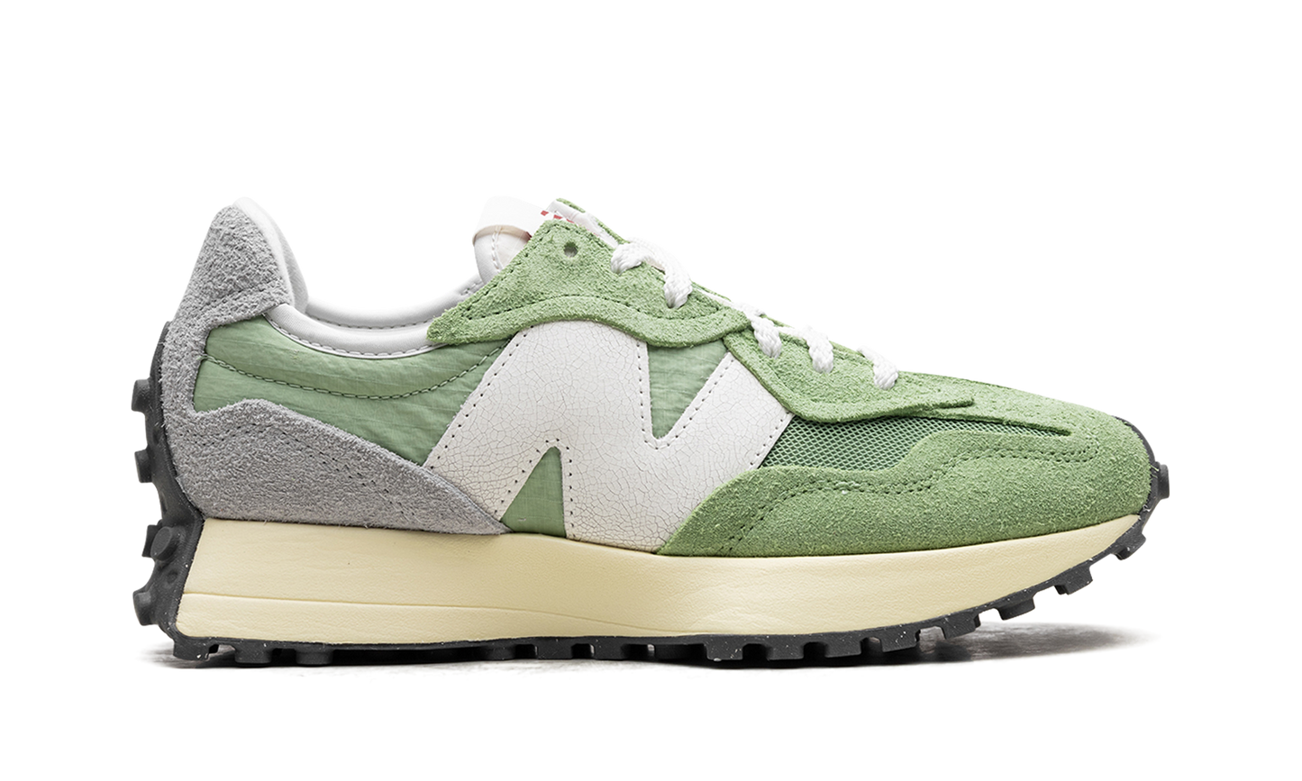 327 "CHIVE AVOCADO" U327WRD