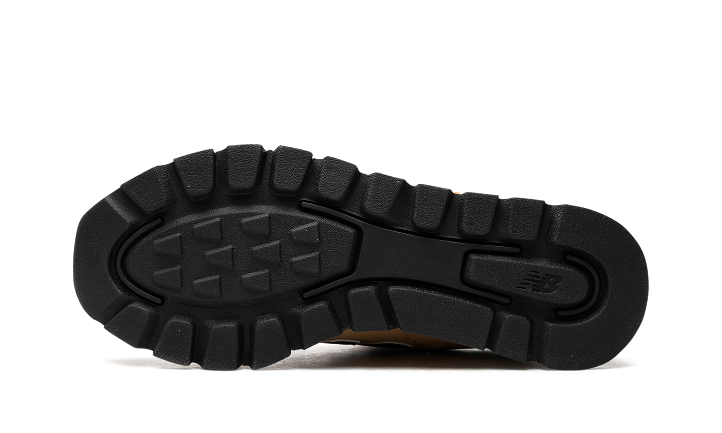 574 Rugged "Beige / Black" ML574DBF