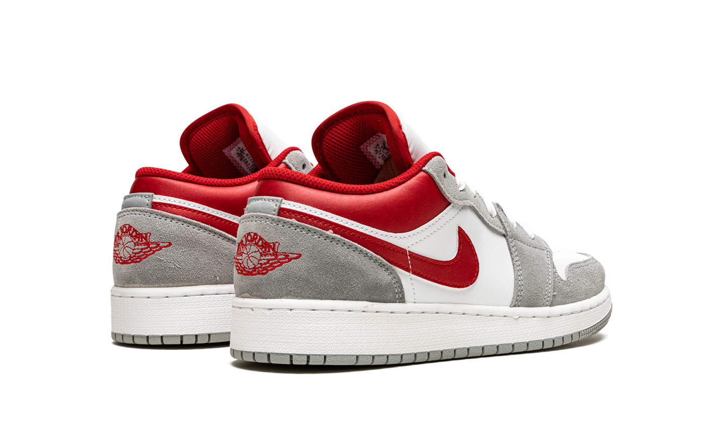 Air Jordan 1 Low SE GS "Smoke Grey Gym Red" DM0589 016