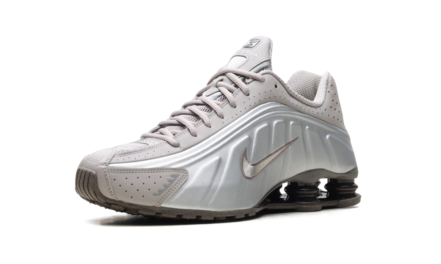 Shox R4 "Cave Stone" HQ1988 200