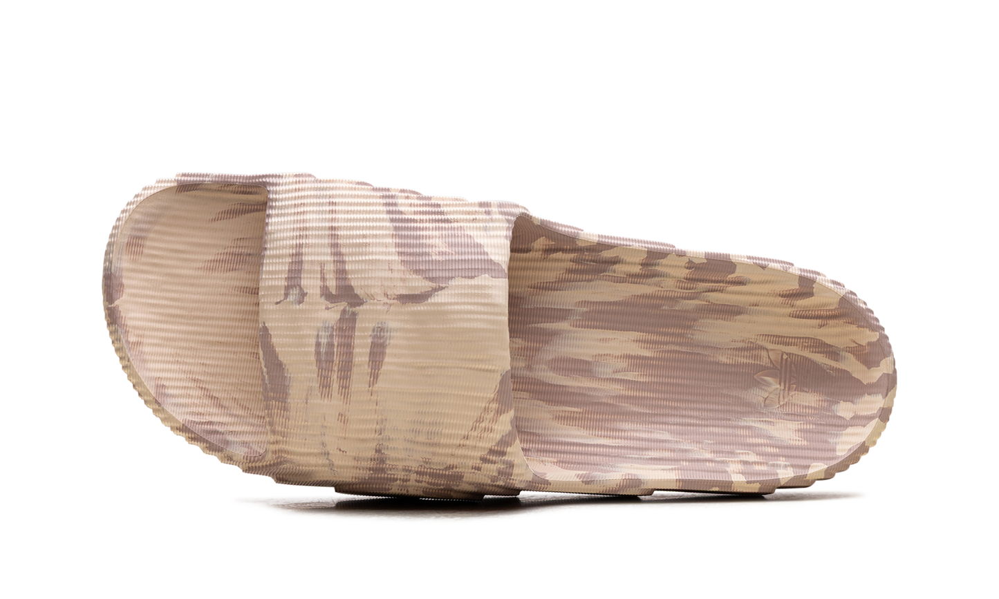 Adilette 22 Slides "Sand Strata" HP6516