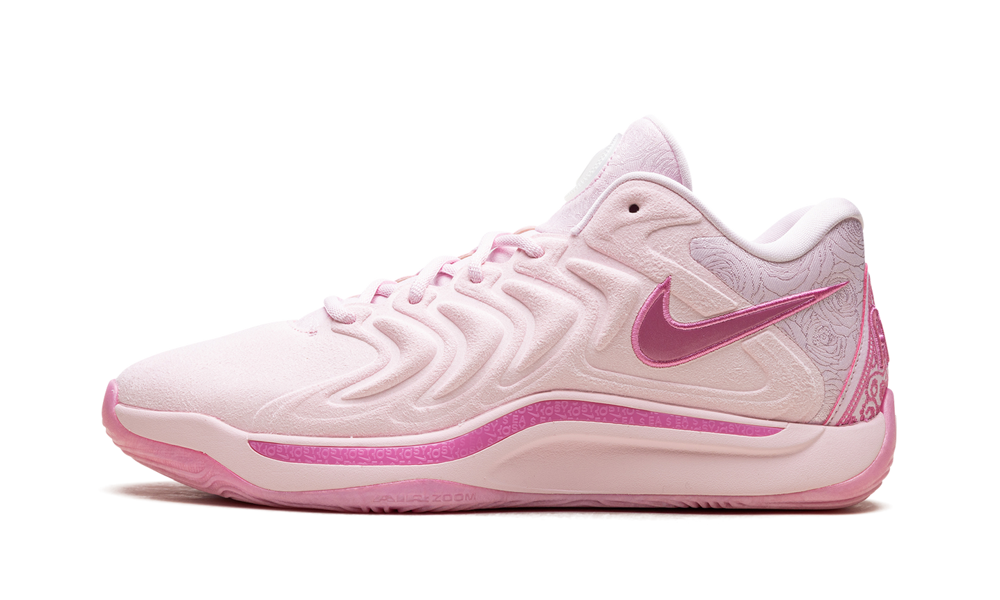 KD 17 "Aunt Pearl" FZ1518 600