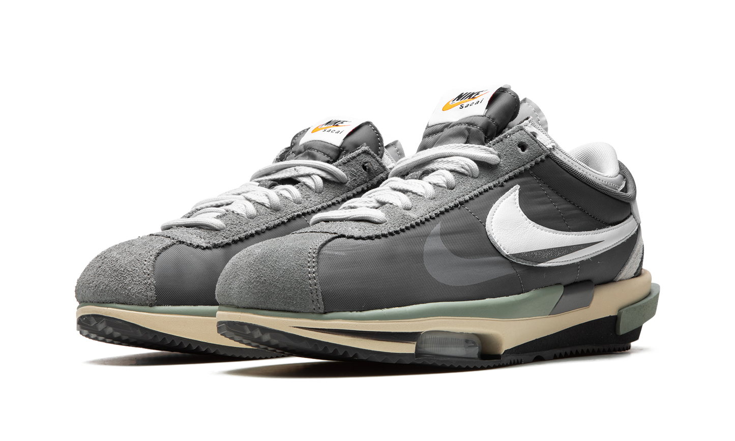 Cortez "sacai - Cool Grey" DQ0581 001