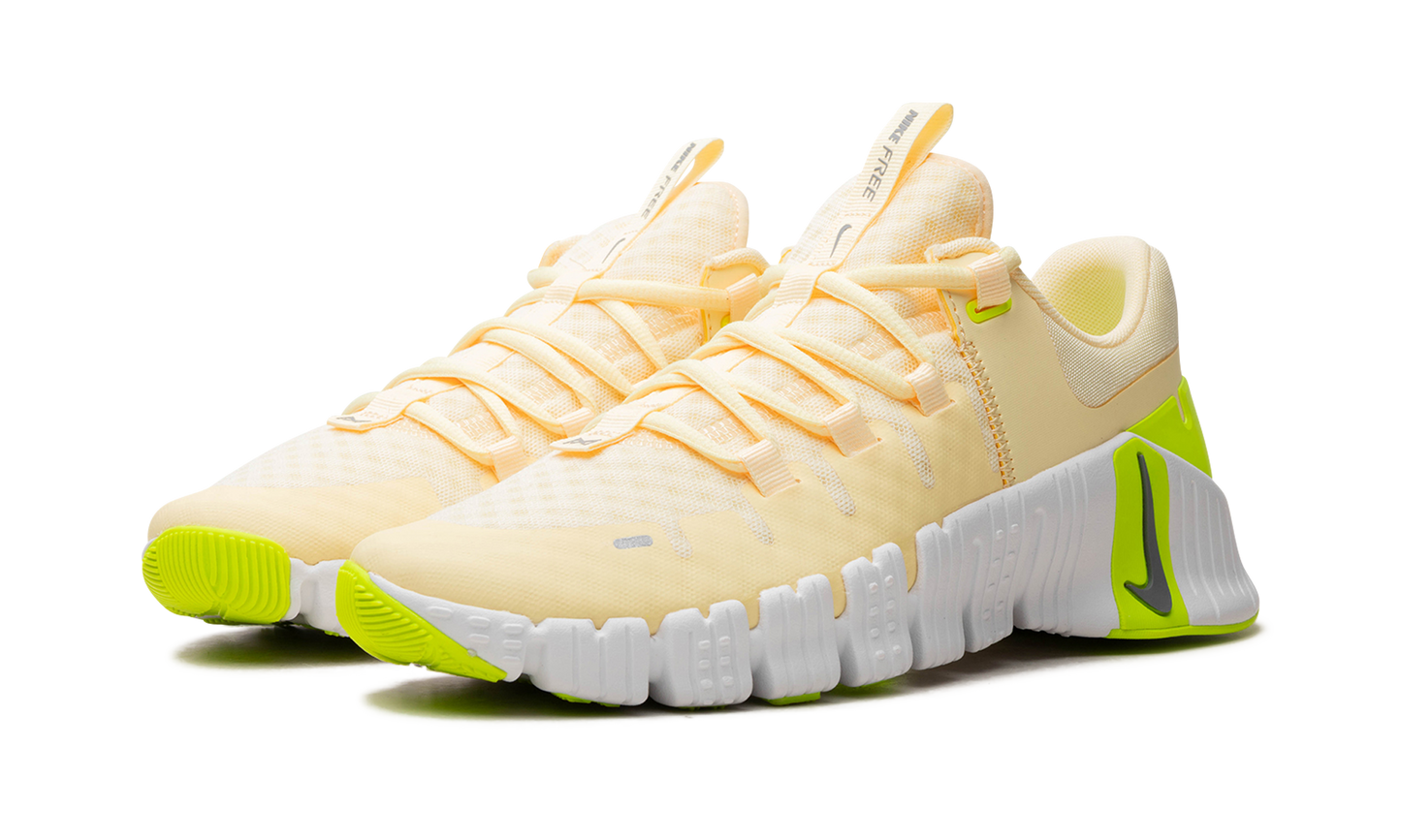 Free Metcon 5 WMNS "Citron Tint Volt" DV3950 800