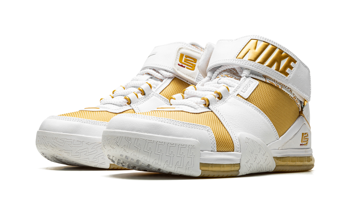 LeBron 2 "Maccabi Tel Aviv" DJ4892 100