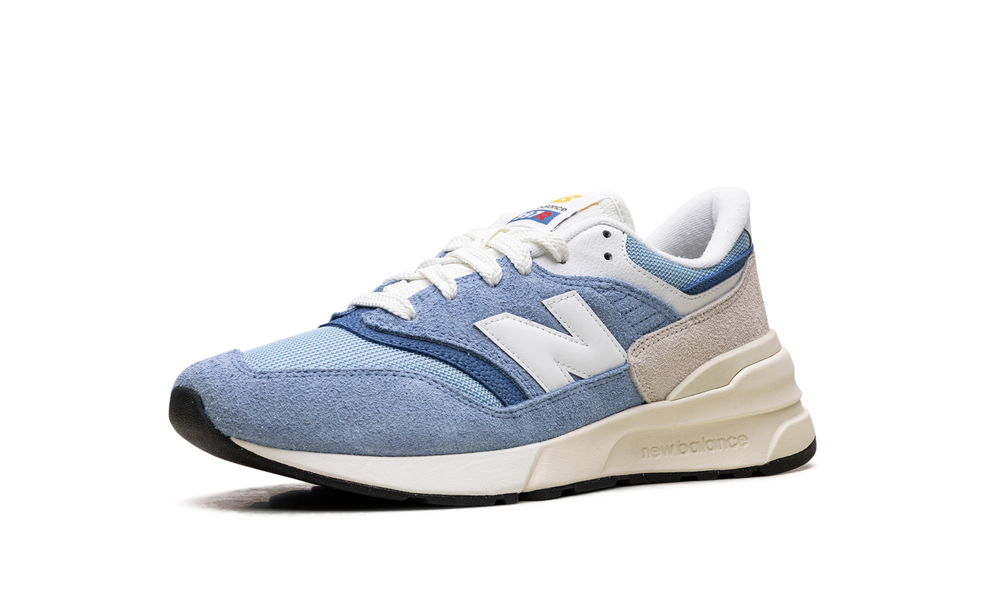 997R "Chrome Blue" U997RMA