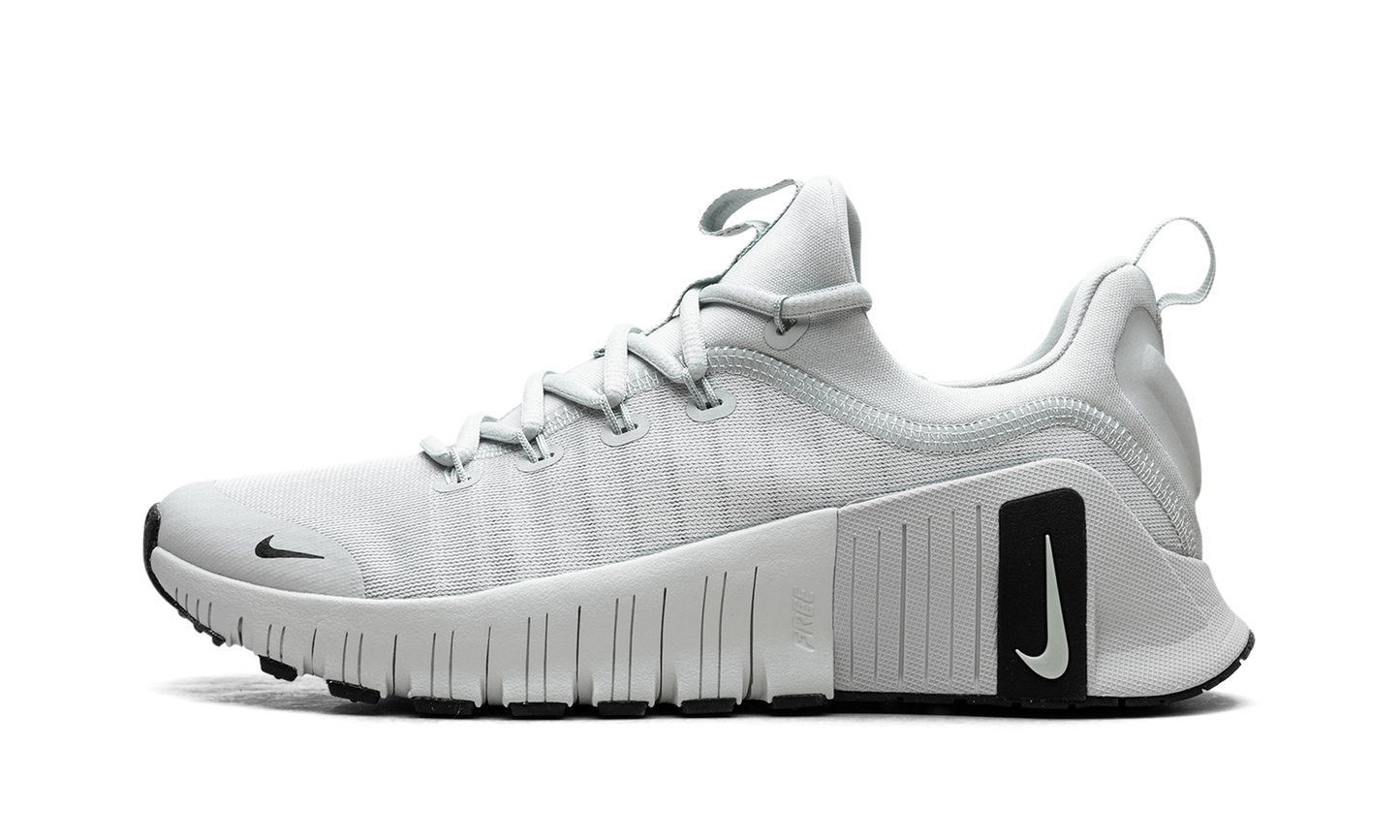 Free Metcon 6 WMNS "Light Silver Black" FJ7126 008