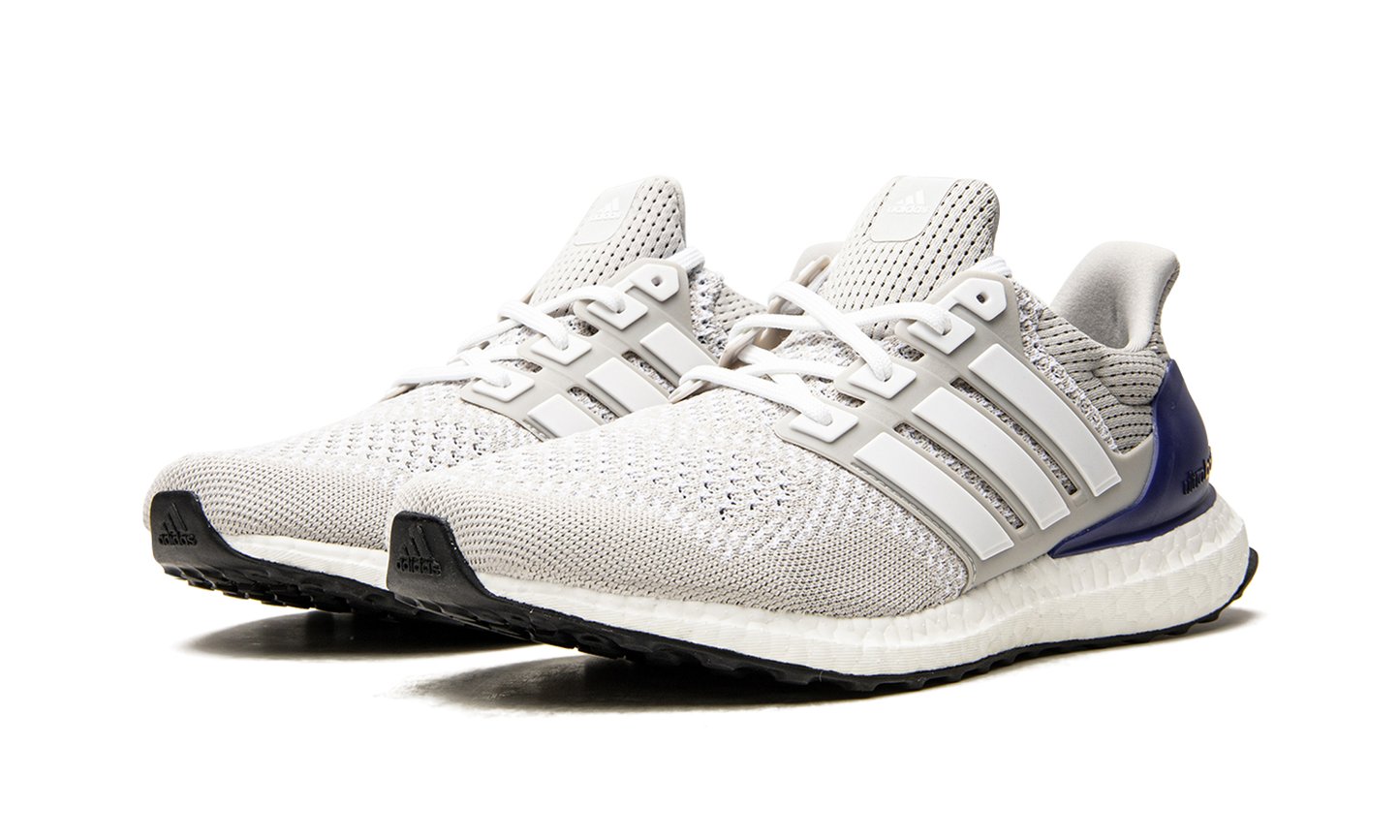 Ultraboost 1.0 DNA "Cloud White / Legacy Indigo"