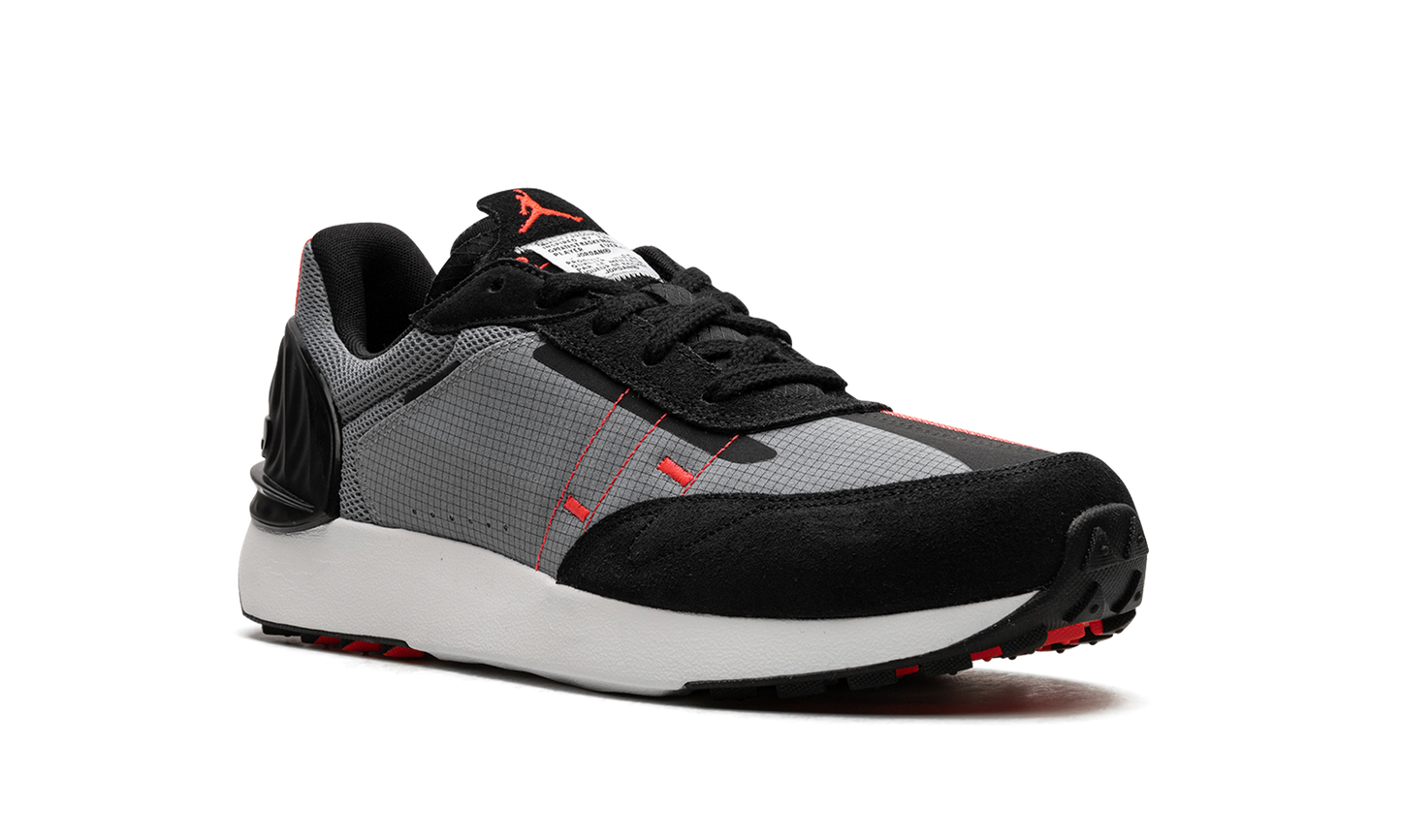 Granville Pro "Cool Grey Infrared" DV1235 001