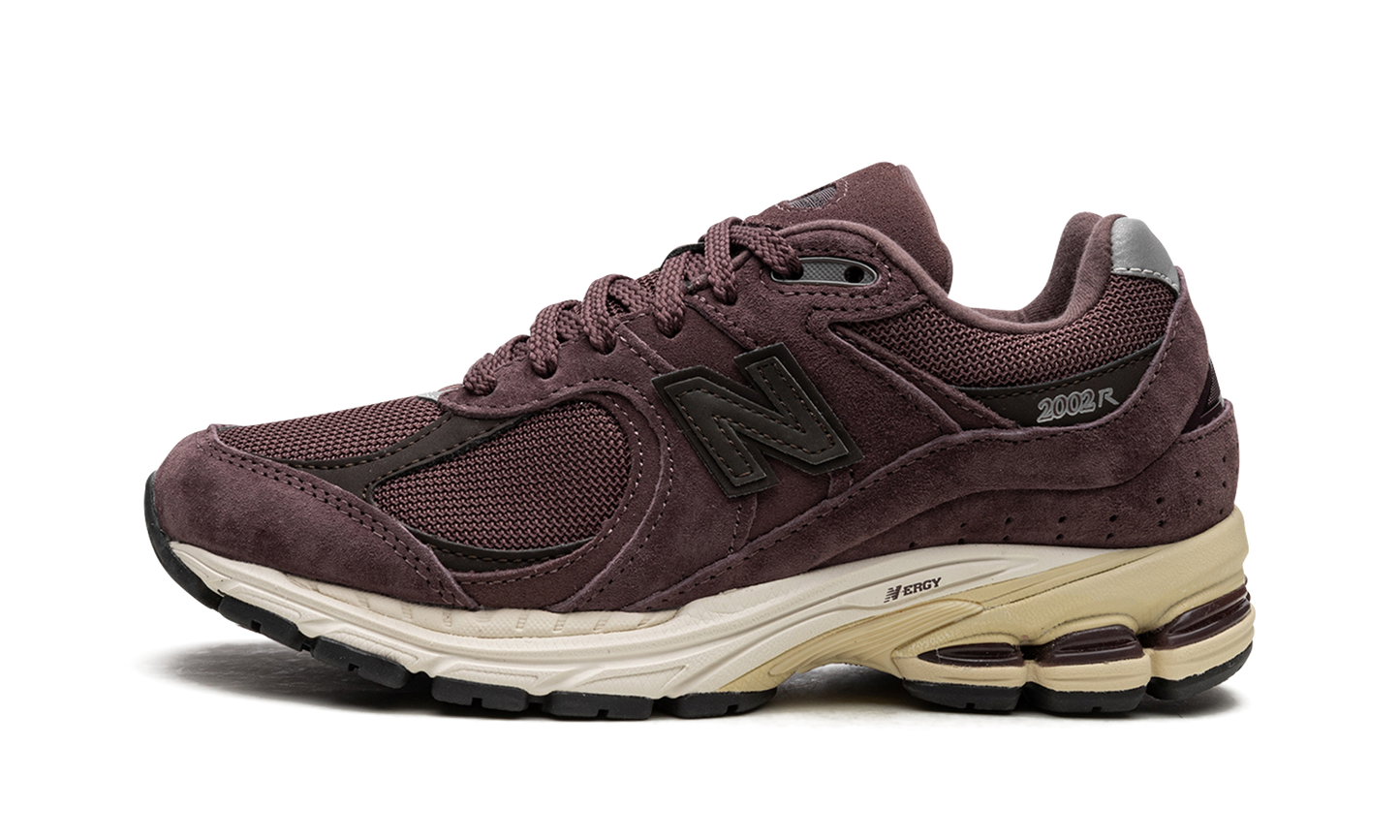 2002R "Dark Grape" M2002RCD