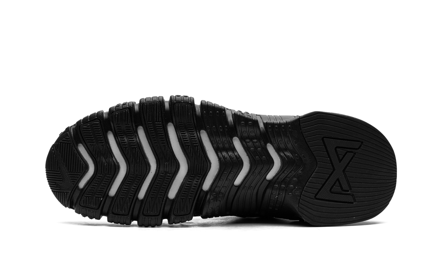 Free Metcon 4 "Black / Volt" CT3886 007