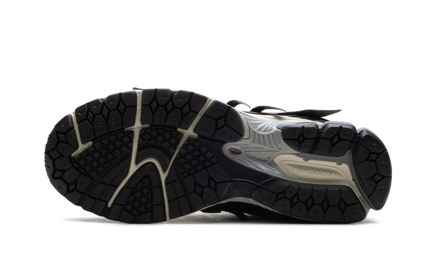 1906A "Eggplant" U1906ANA