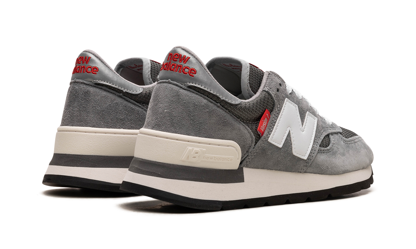 990 "40th Anniversary"