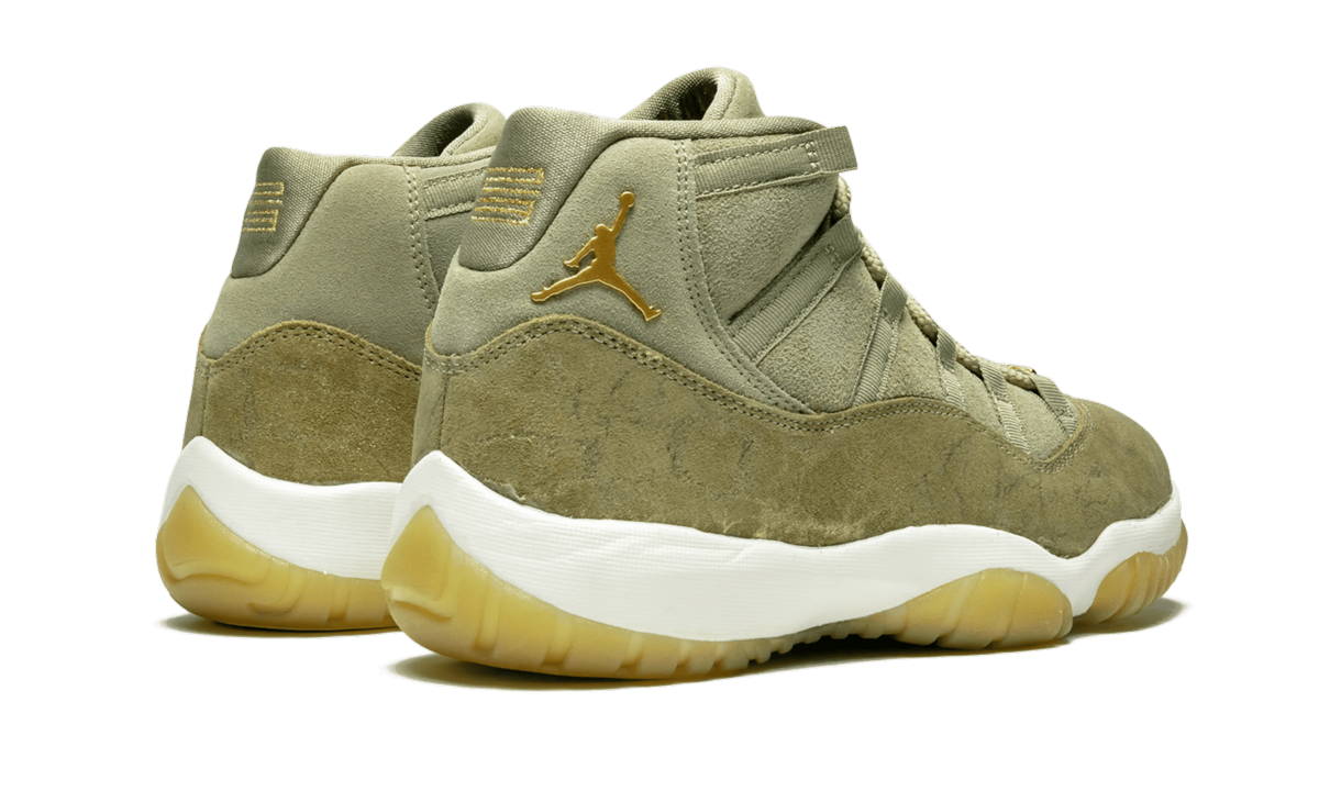 AIR JORDAN 11 RETRO WMNS "Neutral Olive" AR0715 200