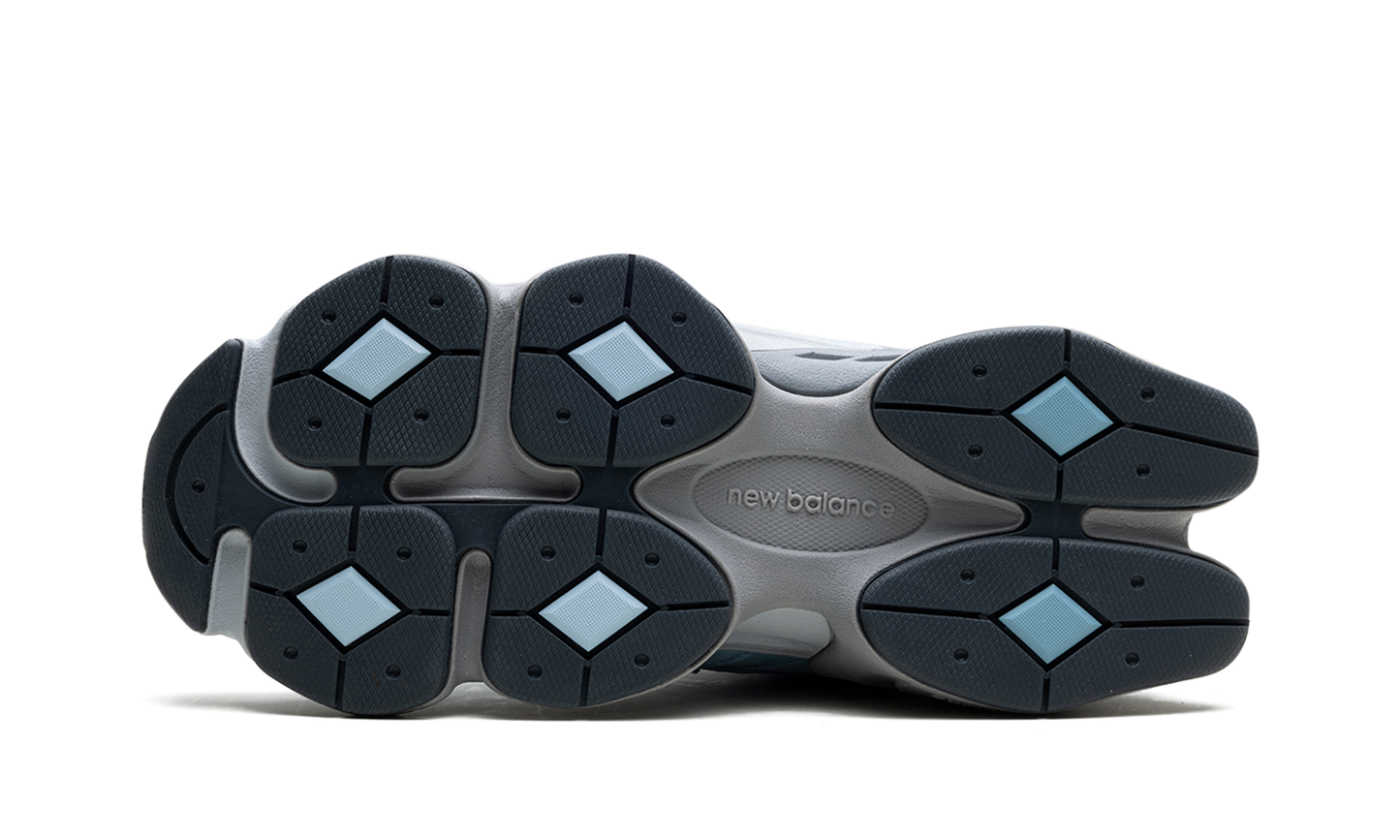 9060 "Chrome Blue" U9060EED