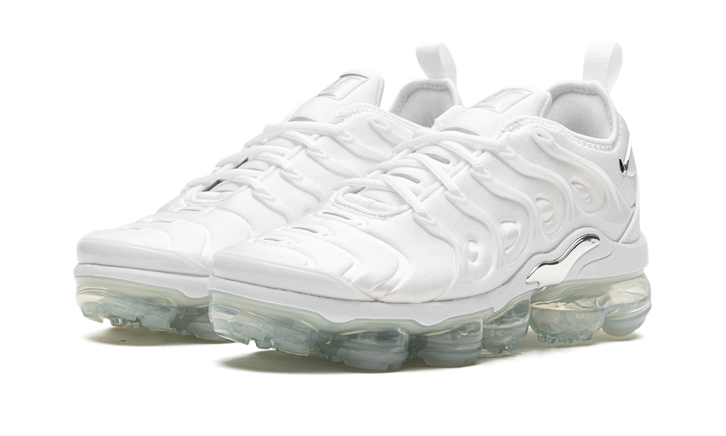 Air VaporMax Plus WMNS "White Chrome" FQ8895 100
