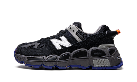 574 "Salehe Bembury - Yurt Black" MS574YSE