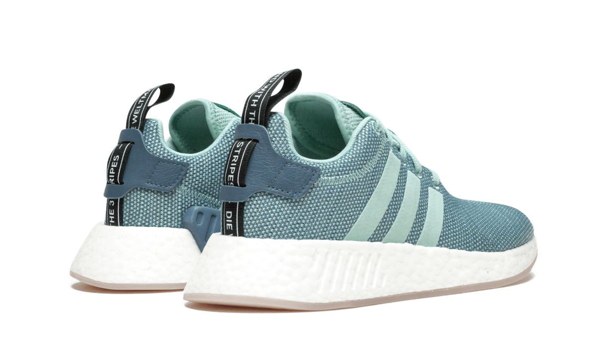 NMD_R2 WMNS CQ2010