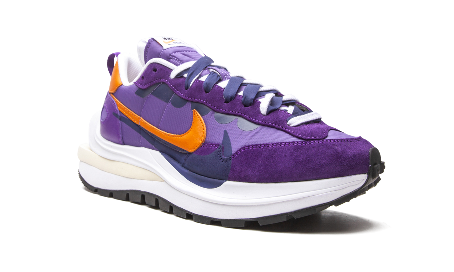 VaporWaffle "Sacai - Dark Iris" DD1875 500