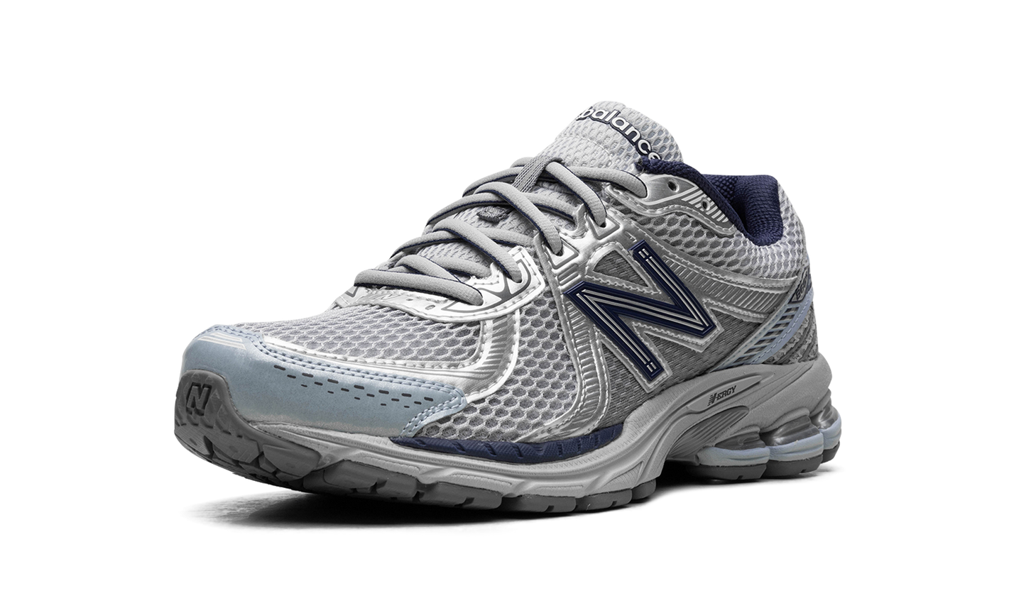 860 V2 "Milky Way - Arctic Grey" ML860BB2