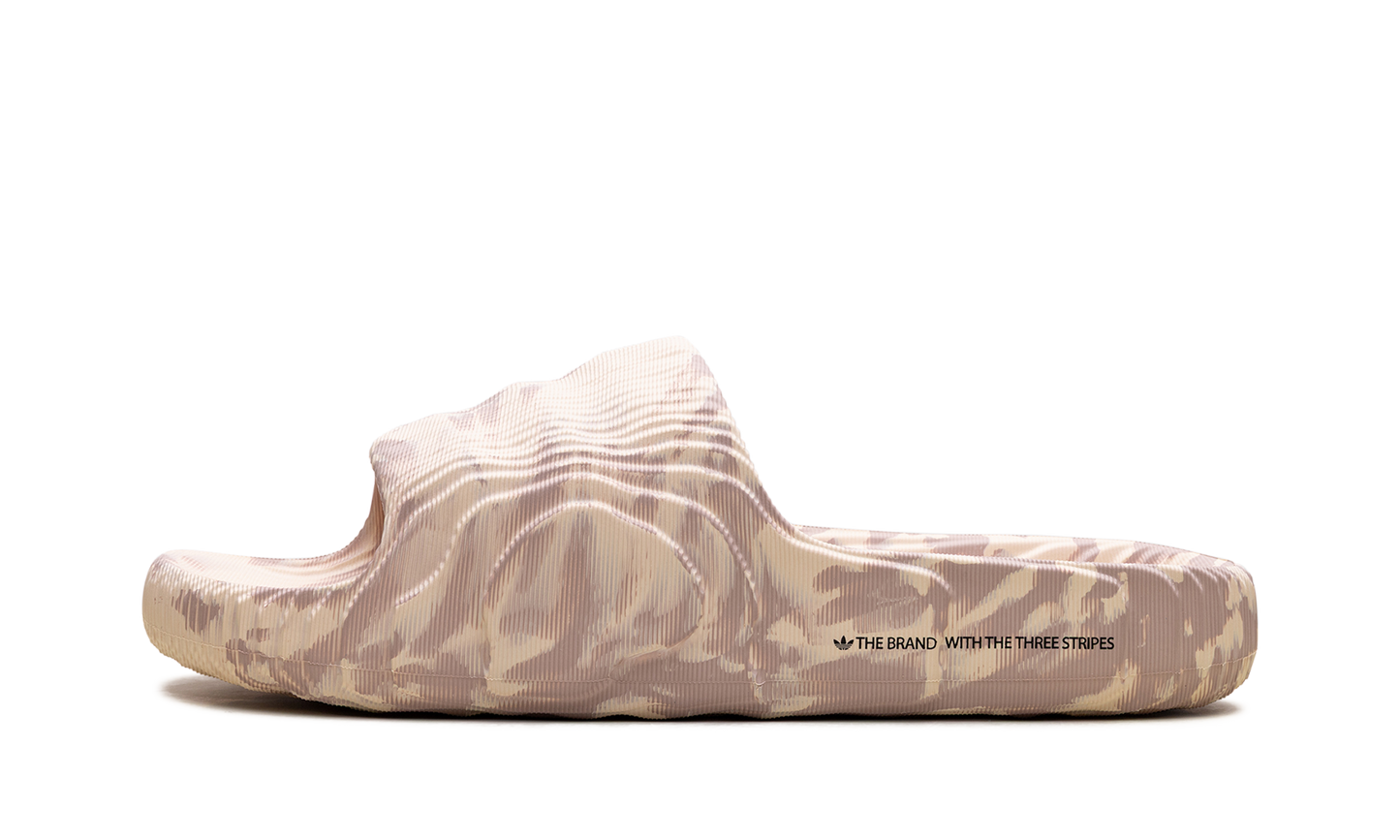 Adilette 22 Slides "Sand Strata" HP6516