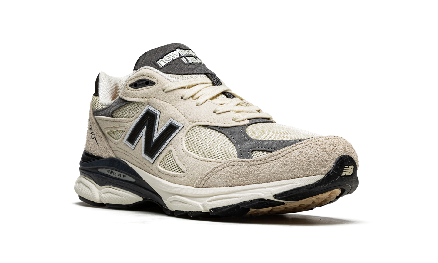 990 V3 "Teddy Santis - Moonbeam" M990AD3