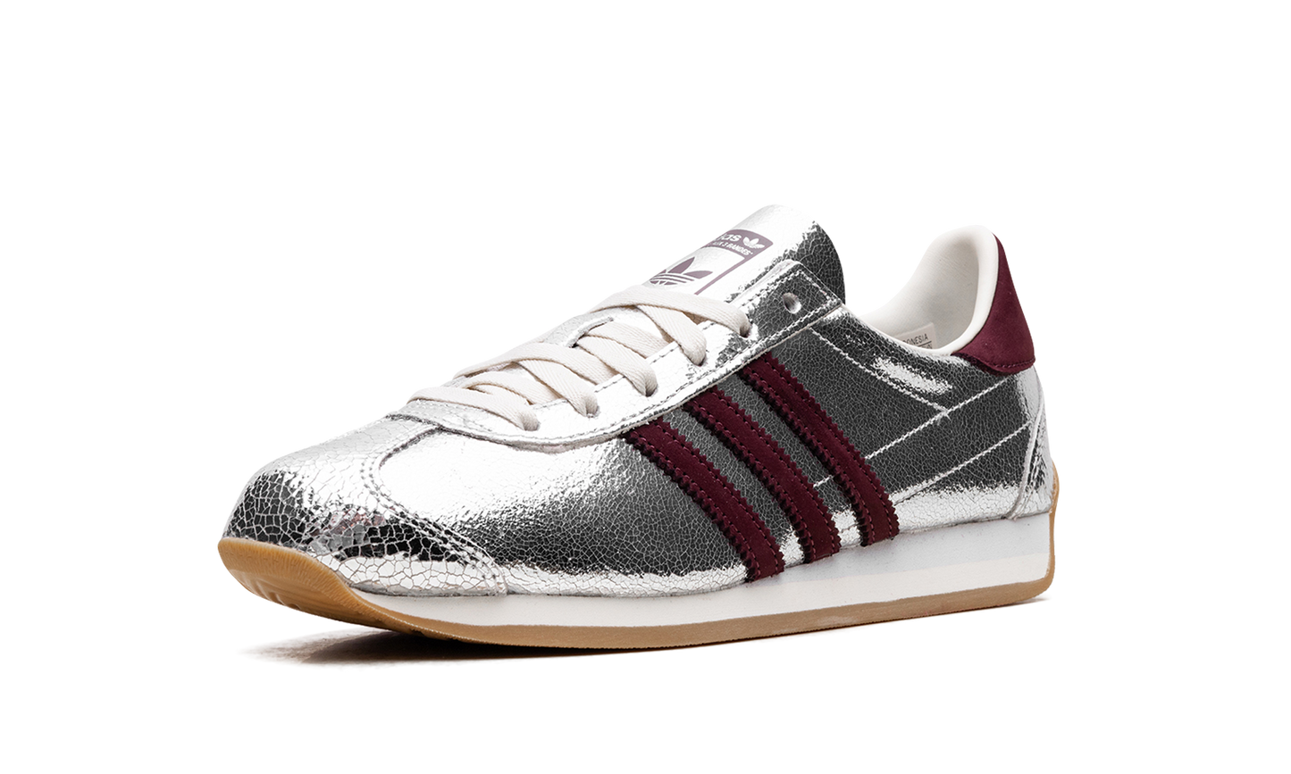 Country OG WMNS "Silver Metallic Maroon" JQ5111