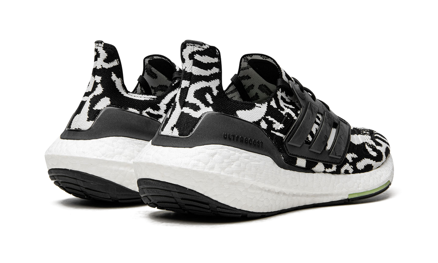 Ultraboost 22 "Zebra" GX6300