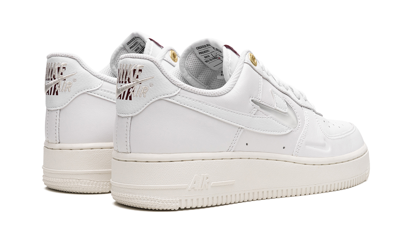 AIR FORCE 1 LO MNS WMNS "Logo Pack - White" DZ5616 100
