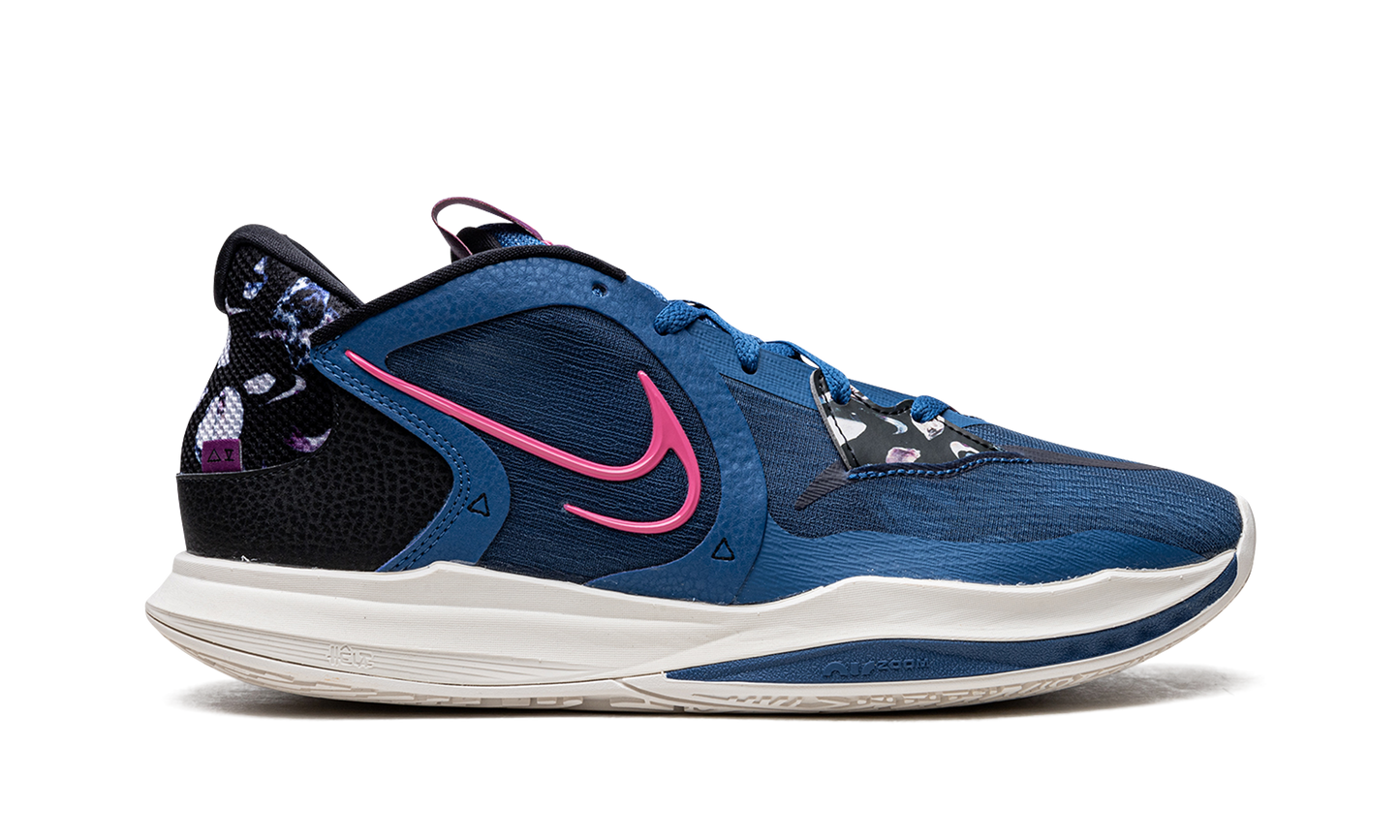 Kyrie 5 Low DJ6012 400