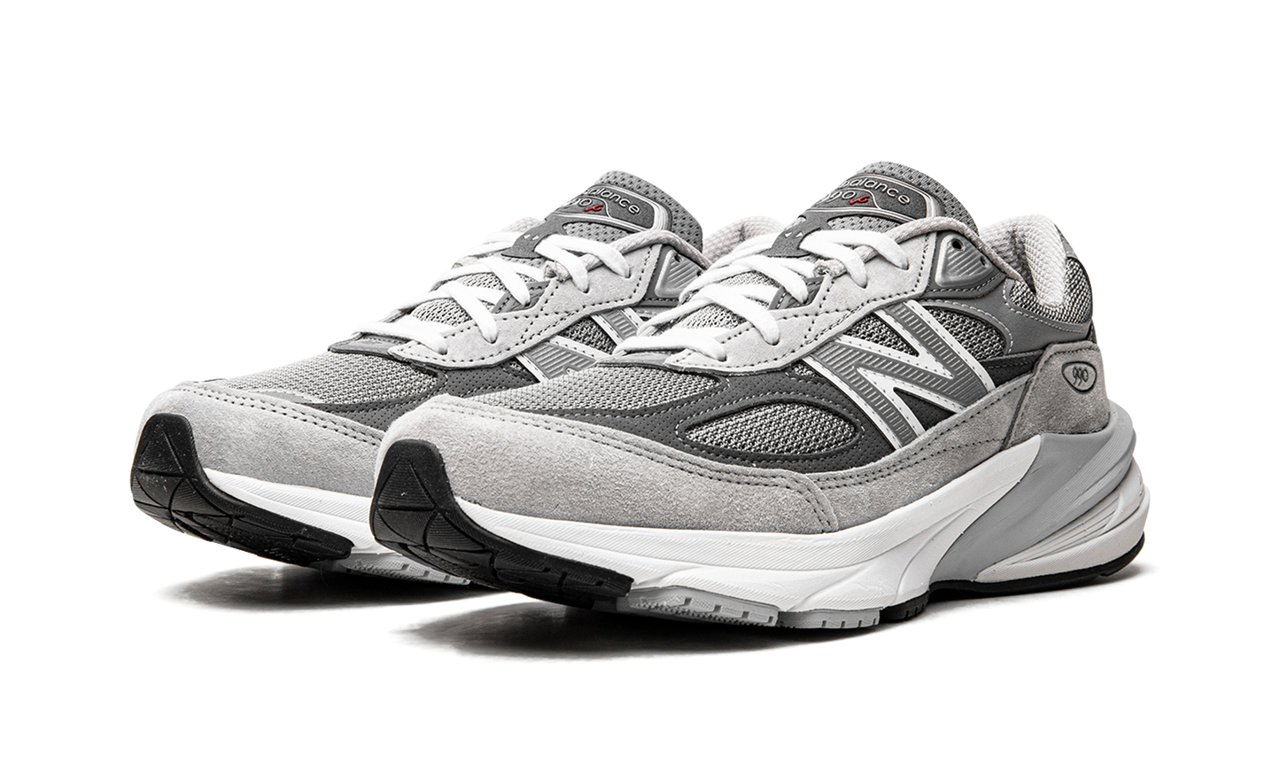 990v6 "Grey" M990GL6